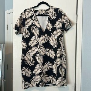 Misguided Dress Black Cream palm Floral Hawaiian Low V Neck Size 10